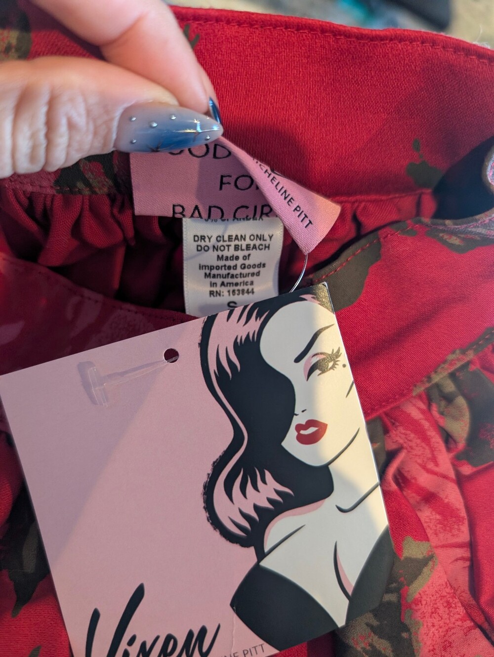 Vintage Red Rose Swing Skirt - Picture 2 of 3